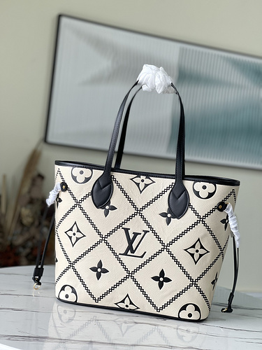 LV M46039 Milk White-5b2dac0b